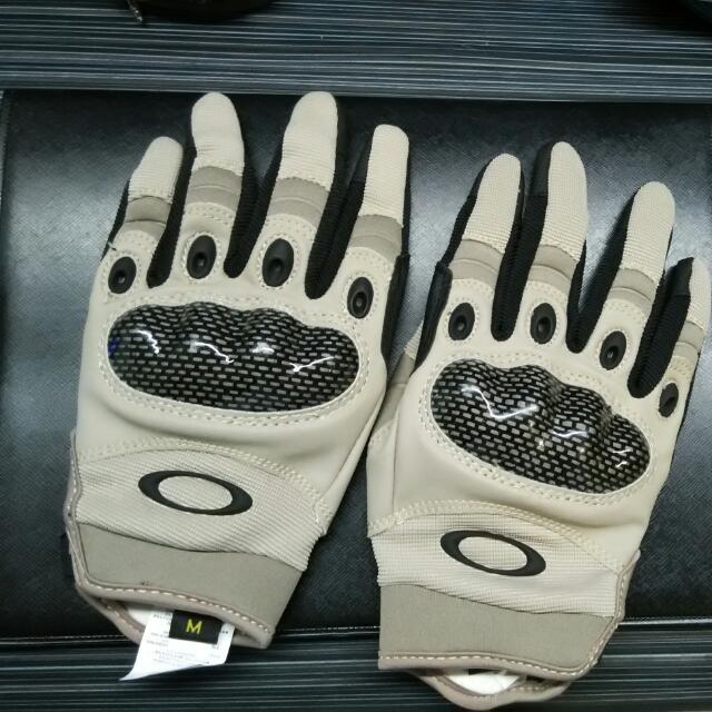 Oakley Factory Pilot Gloves( Replica), Sports Equipment, Sports & Games,  Water Sports on Carousell
