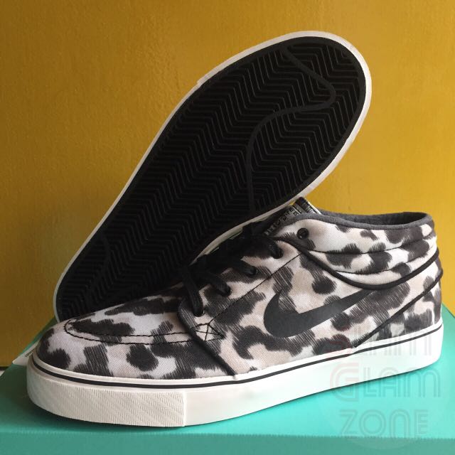 stefan janoski mid
