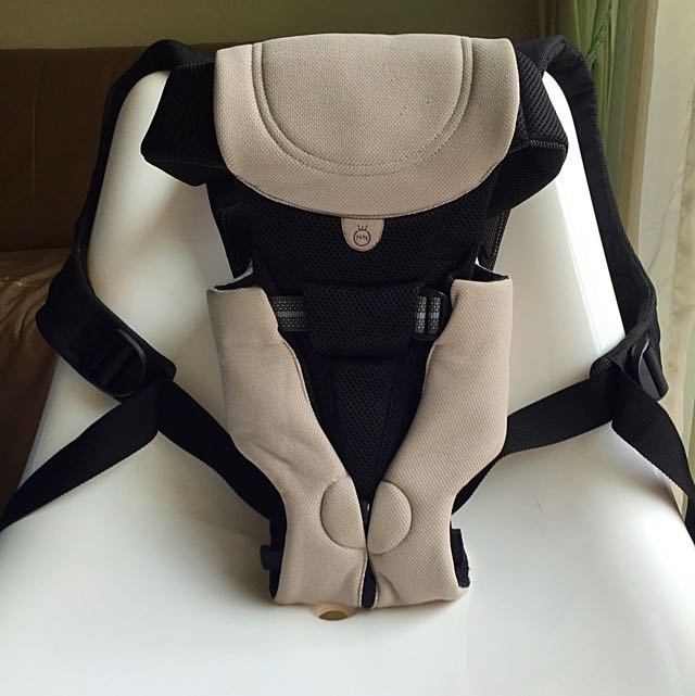 Combi Baby Soft Carrier, Babies & Kids, Going Out, Carriers & Slings on