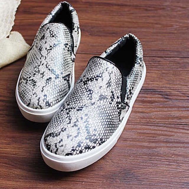 White snakeskin on sale slip on shoes