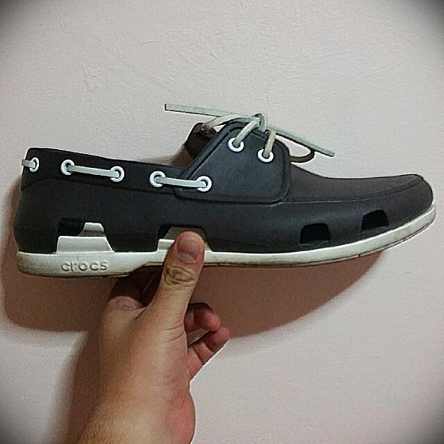 Original CROCS, Men's Fashion, Footwear, Flipflops and Slides on Carousell
