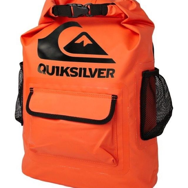 quicksilver waterproof backpack
