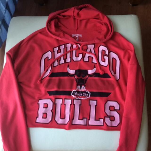 chicago bulls cropped hoodie