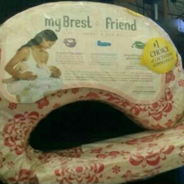 My Brest Friend breast feeding pillow, Babies & Kids, Nursing & Feeding
