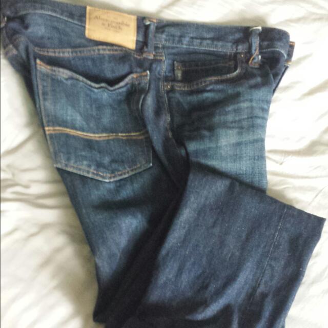 a&f slim straight jeans