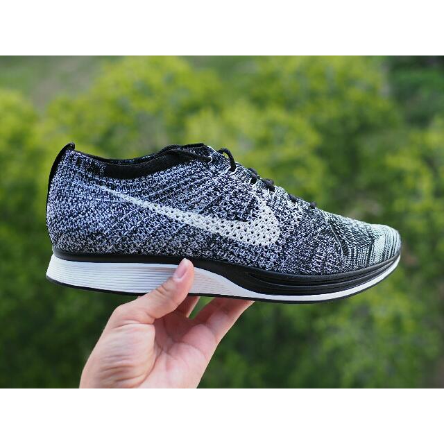 nike flyknit racer oreo 1.0