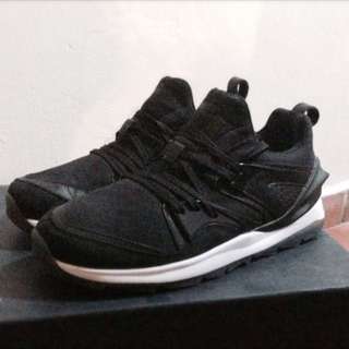 nike roshe flyknit | Watches | Carousell Singapore CHEAP SALE ?????? Nike Roshe One Triple Black & Nike Flyknit