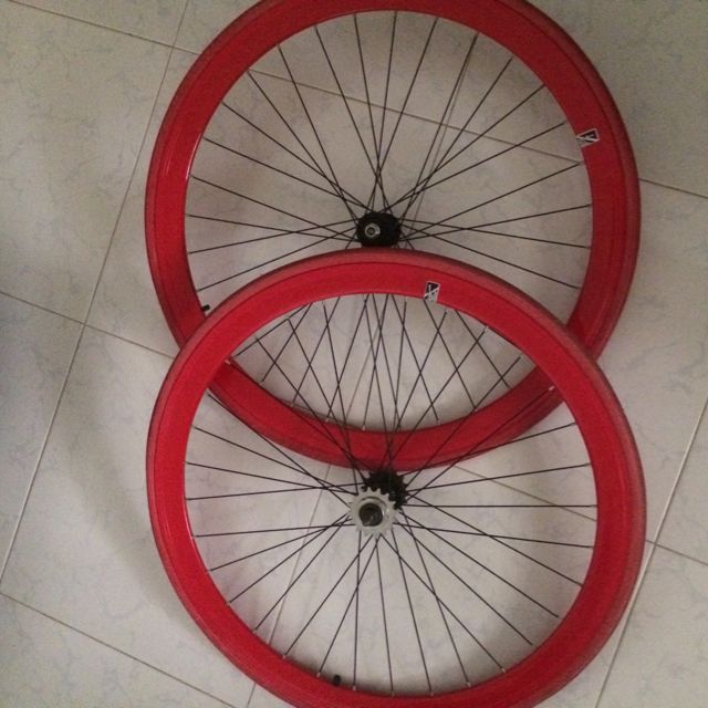 Fixie Red Rims 700c 27inches, Sports Equipment, Bicycles & Parts, Parts ...
