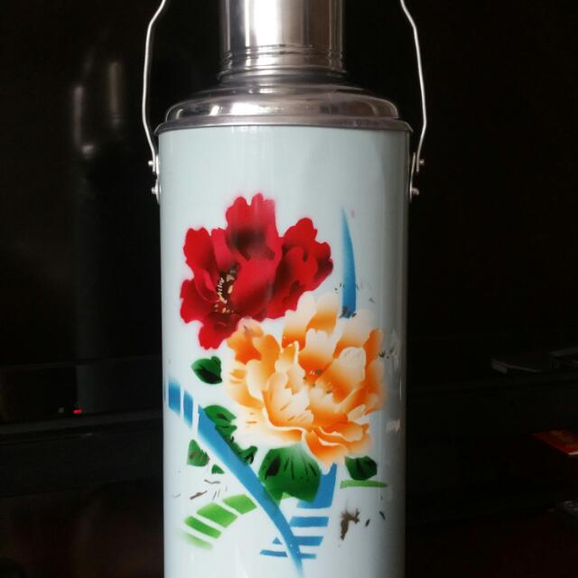 retro thermos flask