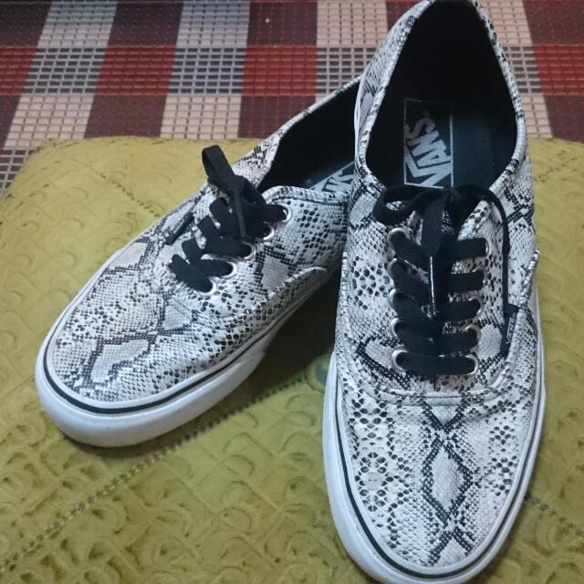 White snakeskin vans sale