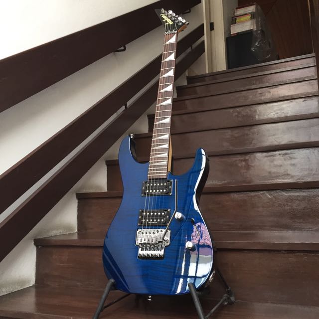 Jackson DX10D "Dinky" Electric Guitar, Hobbies & Toys, Music & Media