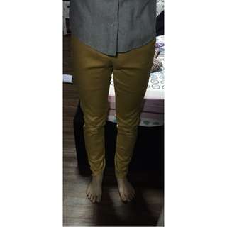 Light Coloured Skinny Jeans (chinos)