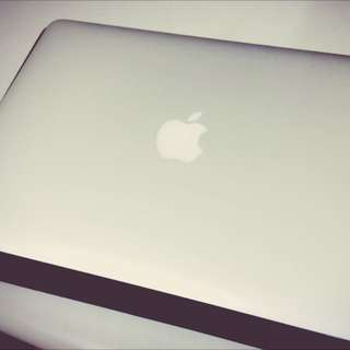 自售 Apple MacBook Pro 13吋 Retina顯示器 保固中