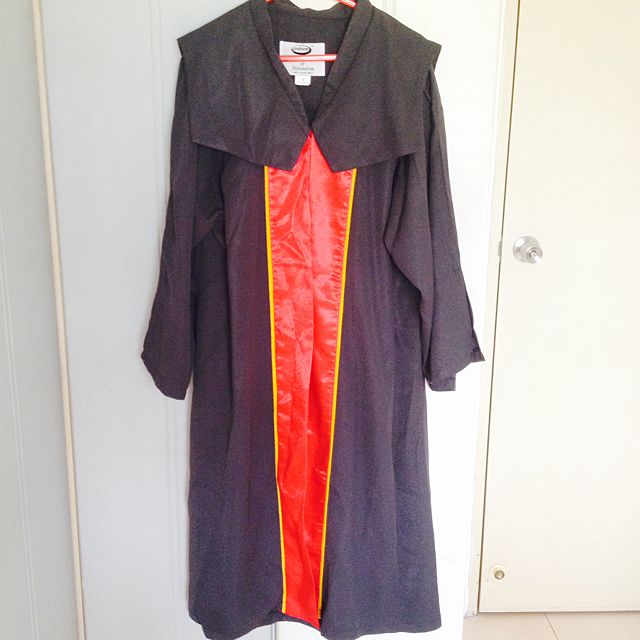 [Reserved] Graduation Gown | Temasek Polytechnic, Everything Else on ...