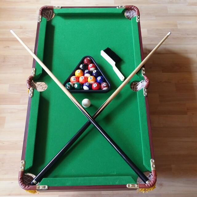 Mini Pool Table (Category: Board Games & Puzzles) located in Singapore. Submitted by prevailix (Listing ID 13677250, Image 2). Description: .