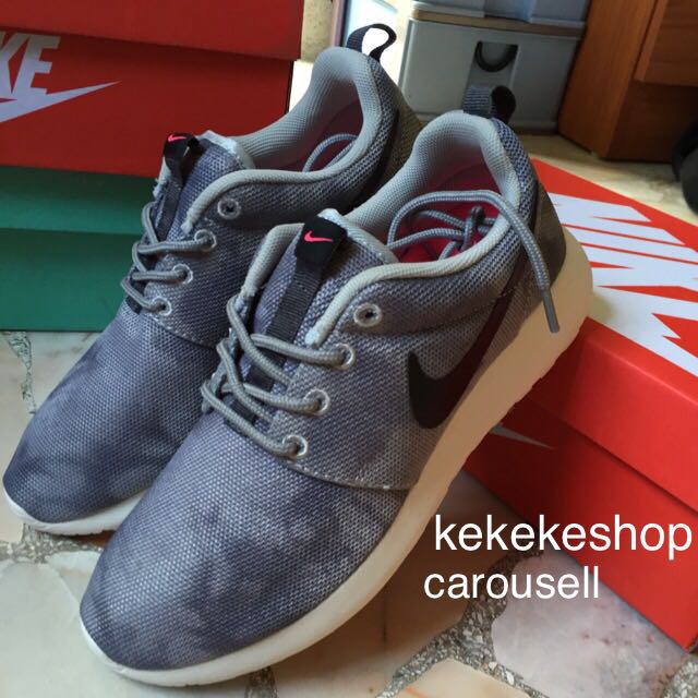 wolf grey nike roshe womens