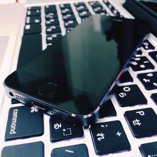 Apple iPhone 5s 64GB 太空灰