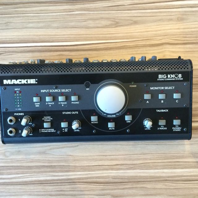 mackie big knob desktop studio monitor system