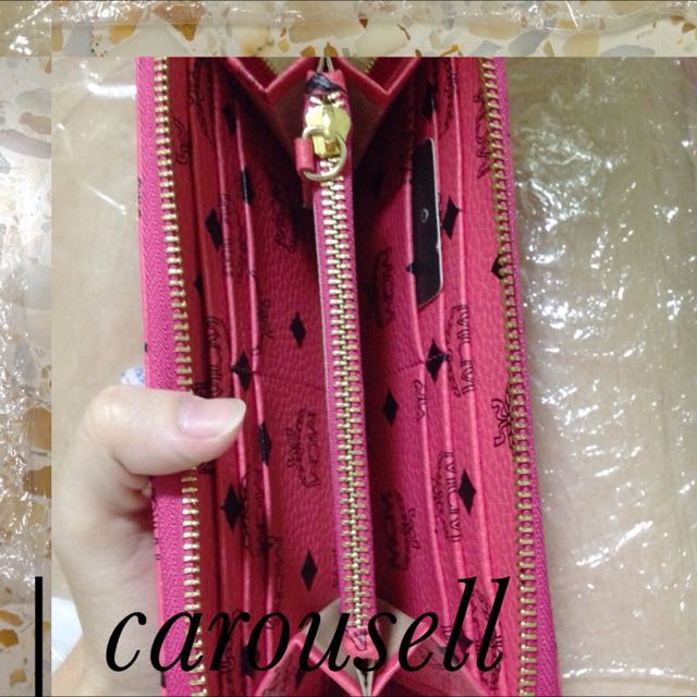 Mcm wallet replica clearance