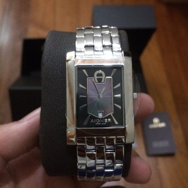 Aigner a32122 on sale
