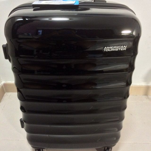 paralite american tourister