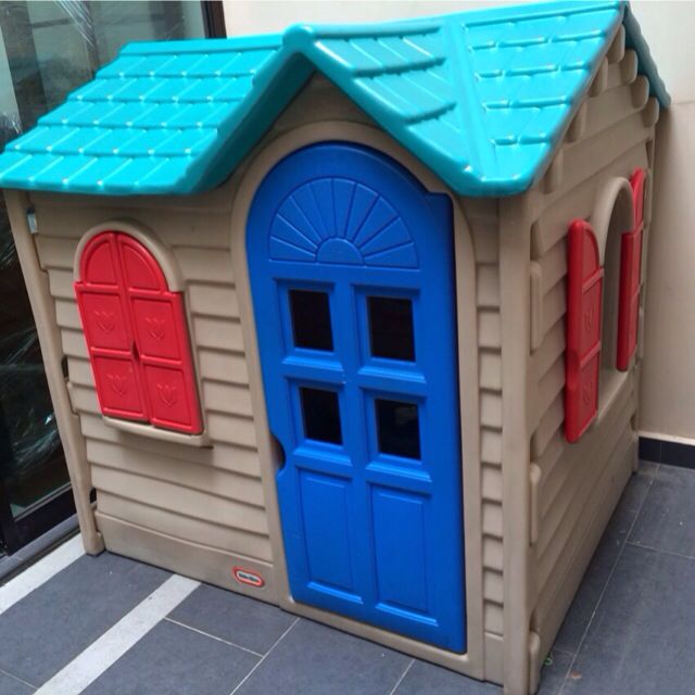 little tikes blue cottage