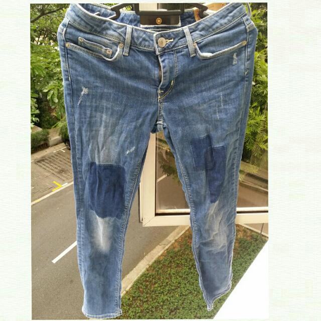 logg jeans