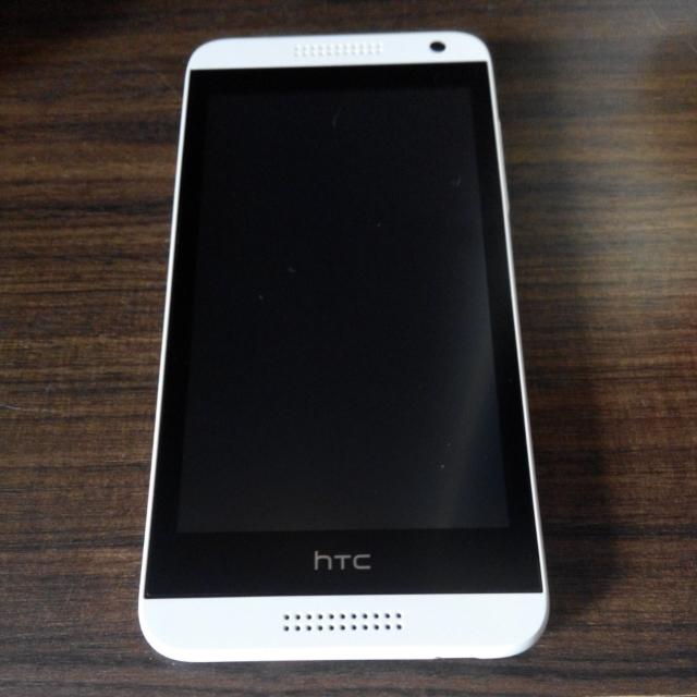 9 months old used htc desire 610 in white