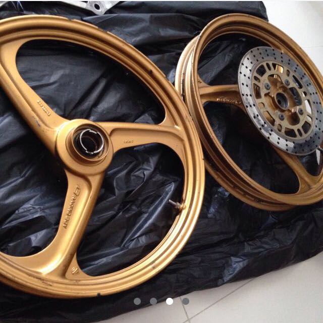 Gold Racing Boy 3 Legged Rim., Cars on Carousell
