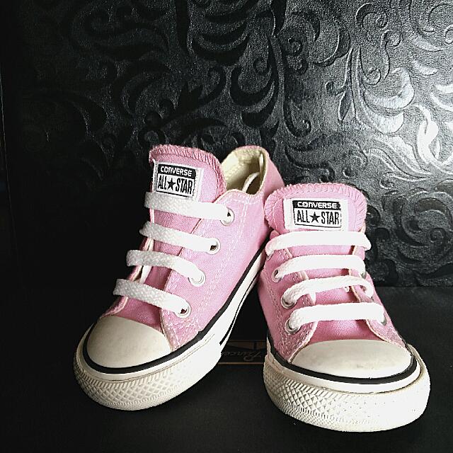 used converse shoes