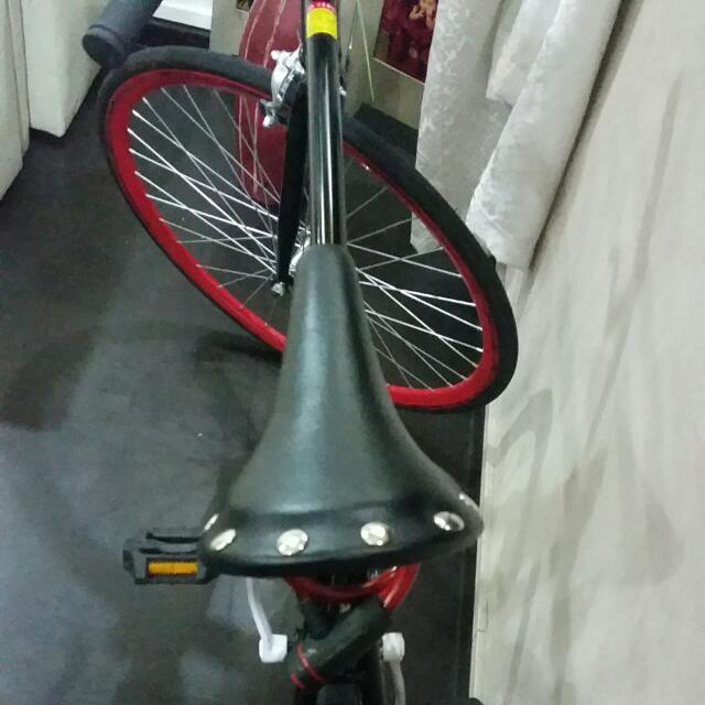 Fixie (Adult Size) Suitable for height 1.65cm and above.. Collection