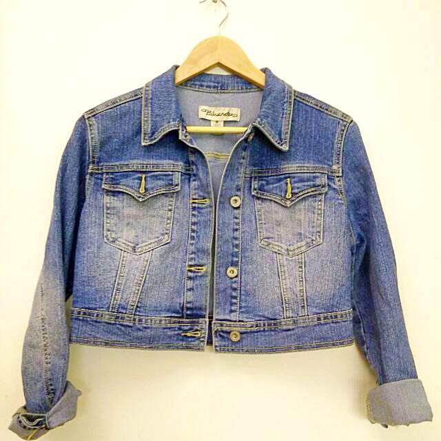 Bluenotes Crop Denim Jacket Women S Fashion On Carousell