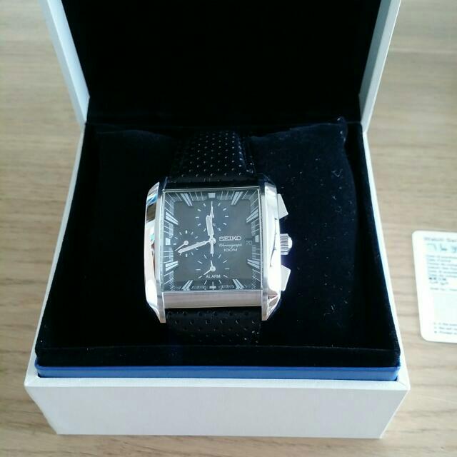 BNIB-Seiko Analogue Quartz Cal. 7T62 (1/5 Alarm), Mobile Phones & Gadgets,  Wearables & Smart Watches on Carousell