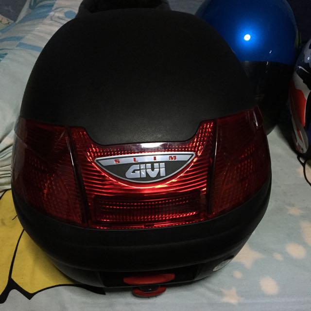 Kucay Rack And Givi Slim Box And Base Plate, Everything Else on Carousell