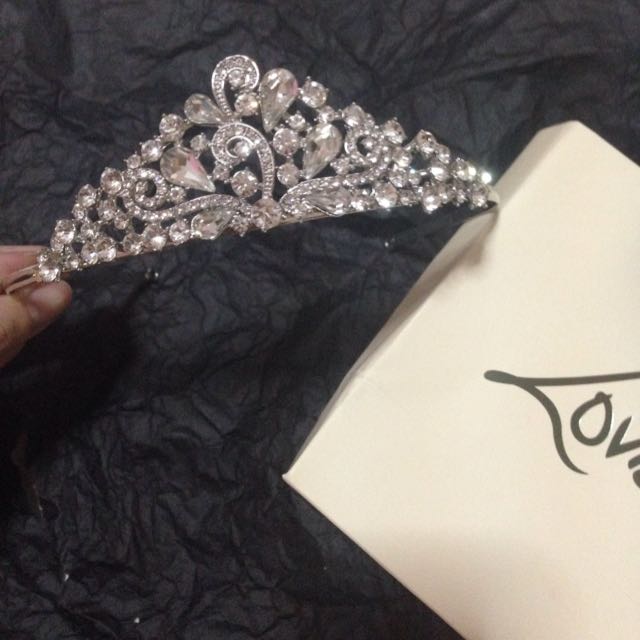LOVISA Tiara 1, Women's Fashion, Jewelry & Organisers, Body Jewelry on Carousell