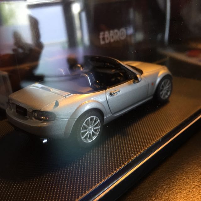 Mazda MX-5 (NC) 1/43 EBBRO Scale Model, Hobbies & Toys, Toys