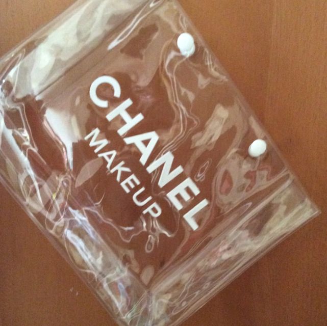 Chanel makeup bag clear store