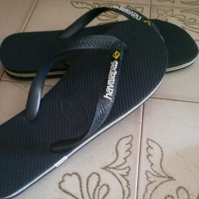mens navy havaianas