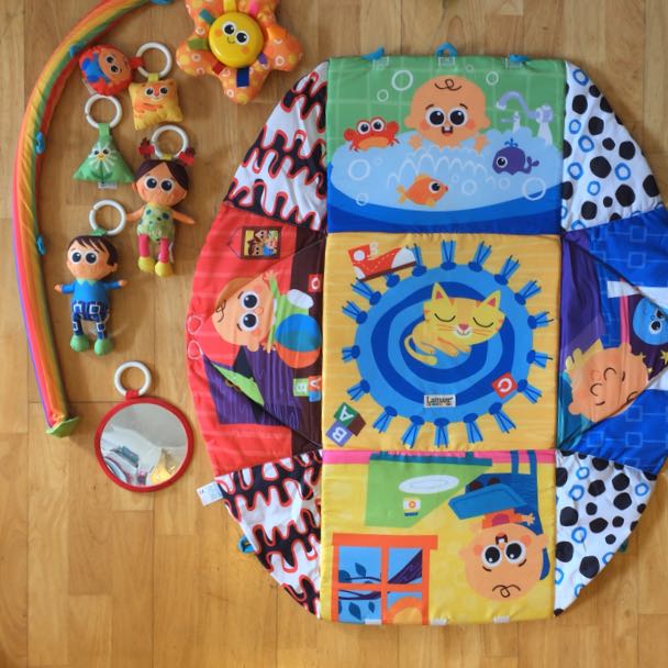 Lamaze pyramid top playhouse gym