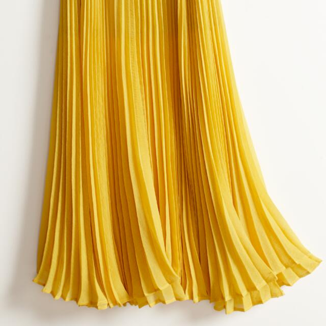Mustard pleated maxi skirt Clearance