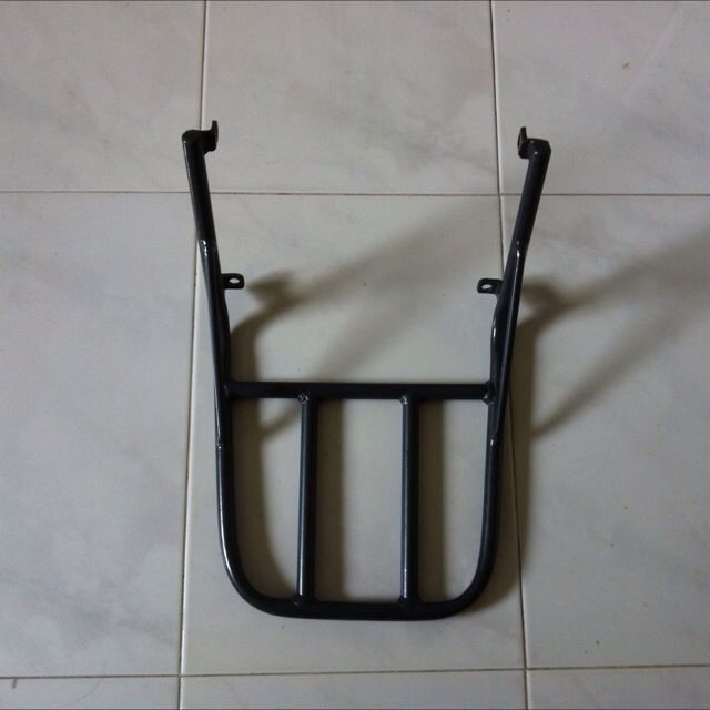TW200 Front Rack, Cars on Carousell