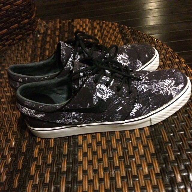 Authentic Stefan Janoski Black Floral Men s Fashion Footwear Dress Shoes on Carousell