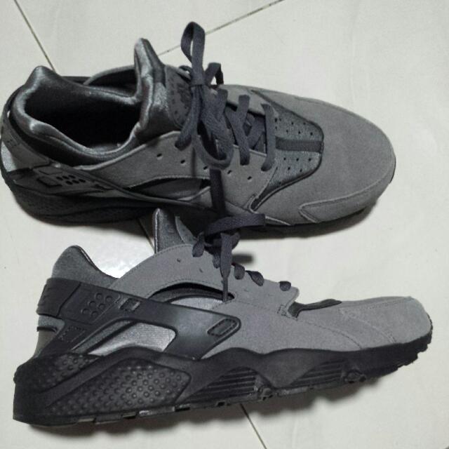 Nike Air Huarache Cool Grey Suede US Size 11.5