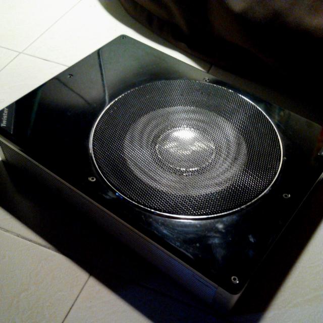 (Category: ) located in . Submitted by decibel (Listing ID 14477916, Image 1). Description: .