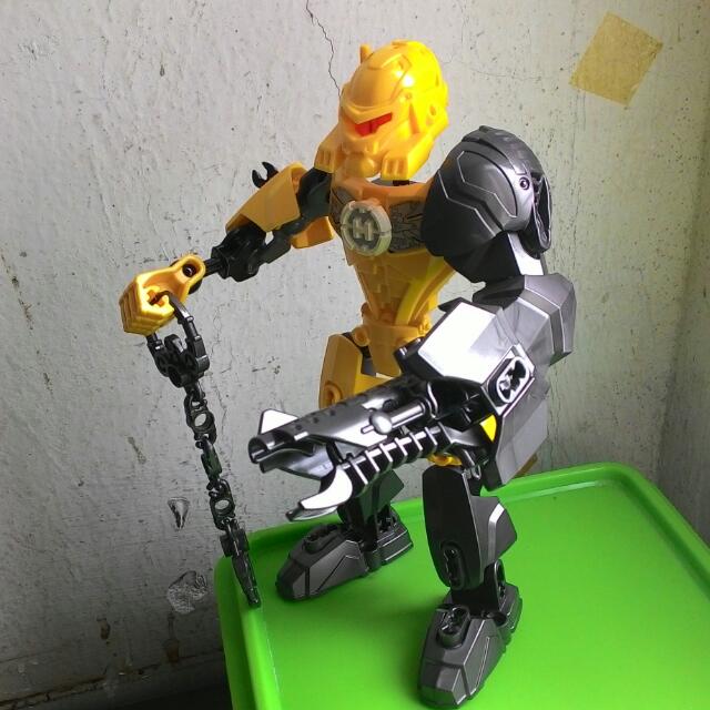 Lego 2025 bionicle yellow