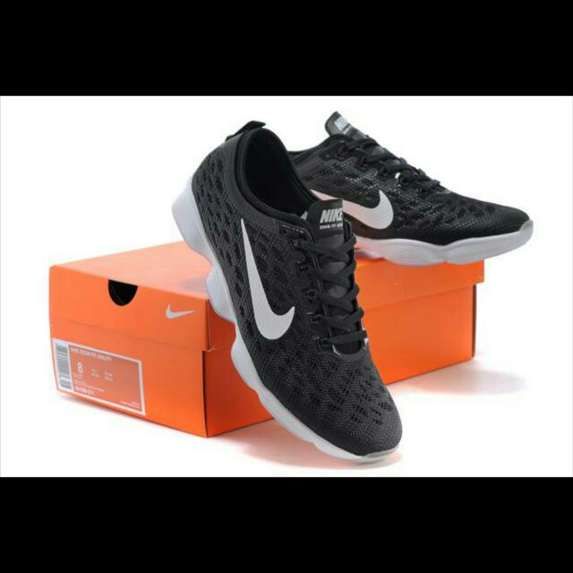 Nike Zoom Fit Agility Schoenen