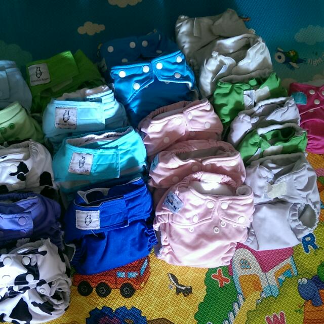 Gently used cloth store diapers