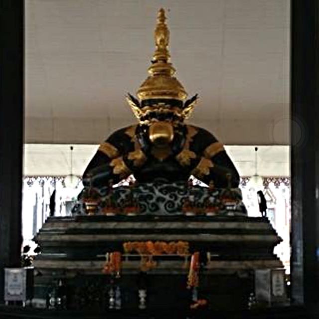 Wat Rahu Loop Om Rahu ( Wat Srisatong), Everything Else on Carousell