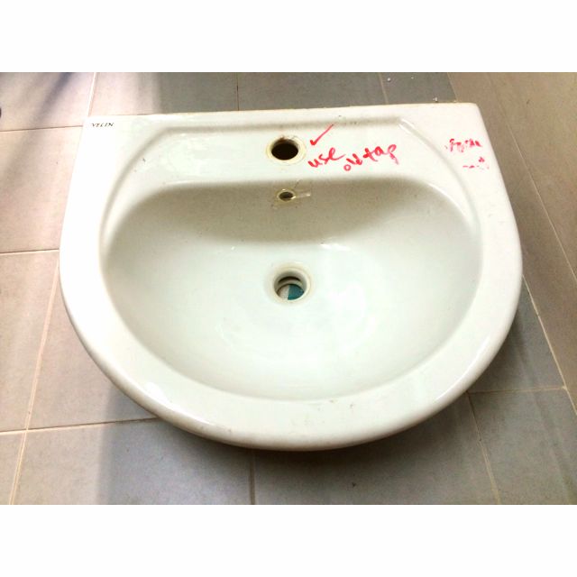 Un-used HDB Original Basin With Stand, Furniture & Home Living ...