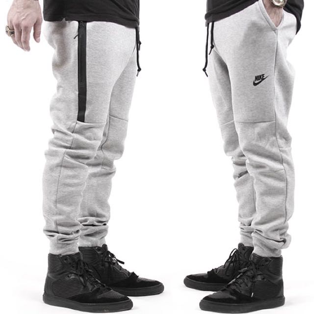 tech fleece sweatpants